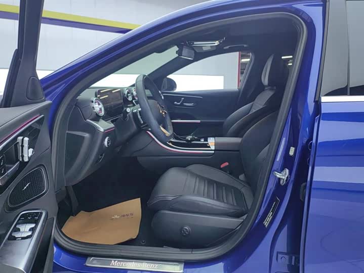 Фото 9 - Mercedes-Benz C-Class Hybrid