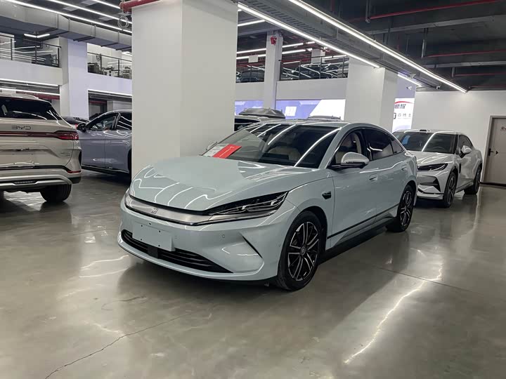 Фото 2 - BYD Qin L