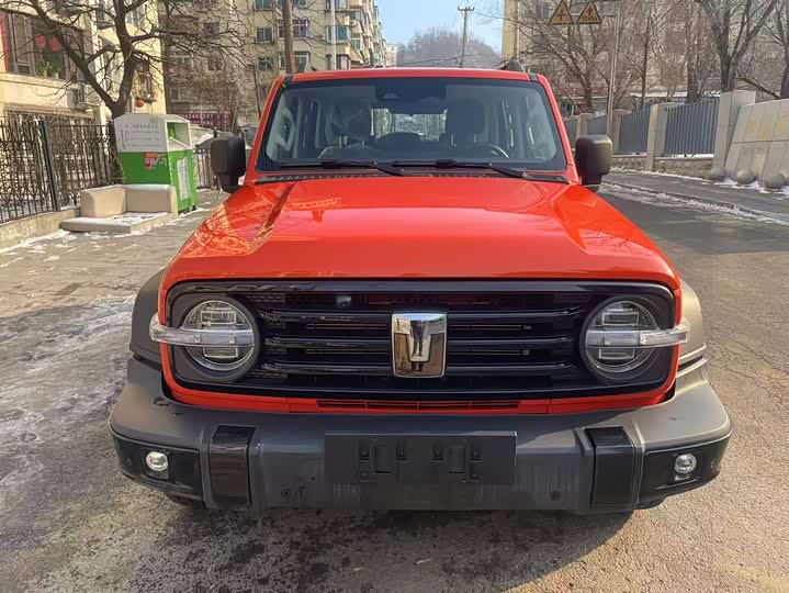 Фото 1 - Tank 300 Hybrid