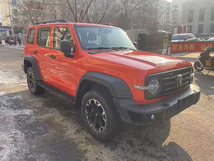 Фото 2 - Tank 300 Hybrid