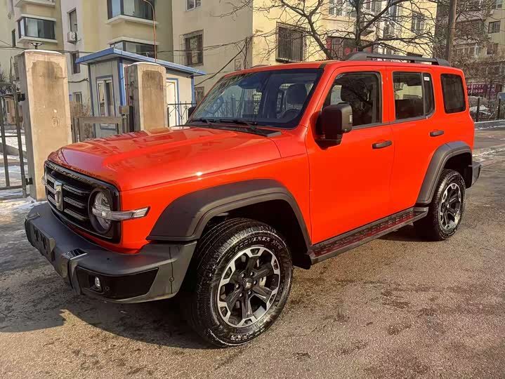 Фото 5 - Tank 300 Hybrid