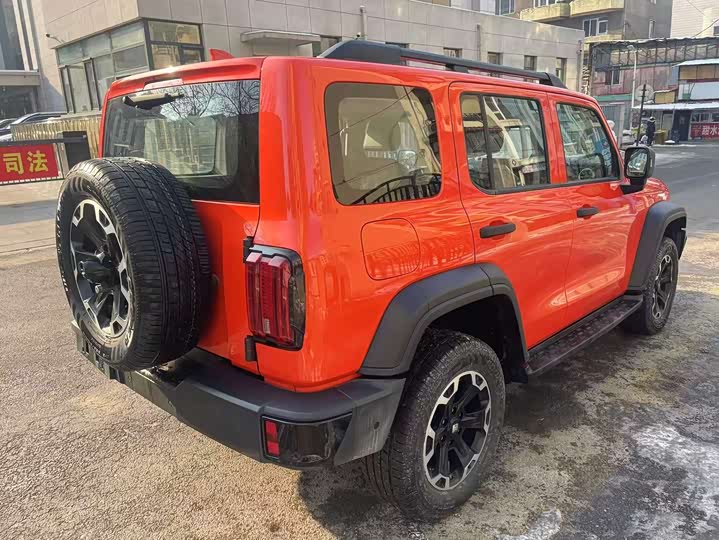 Фото 6 - Tank 300 Hybrid