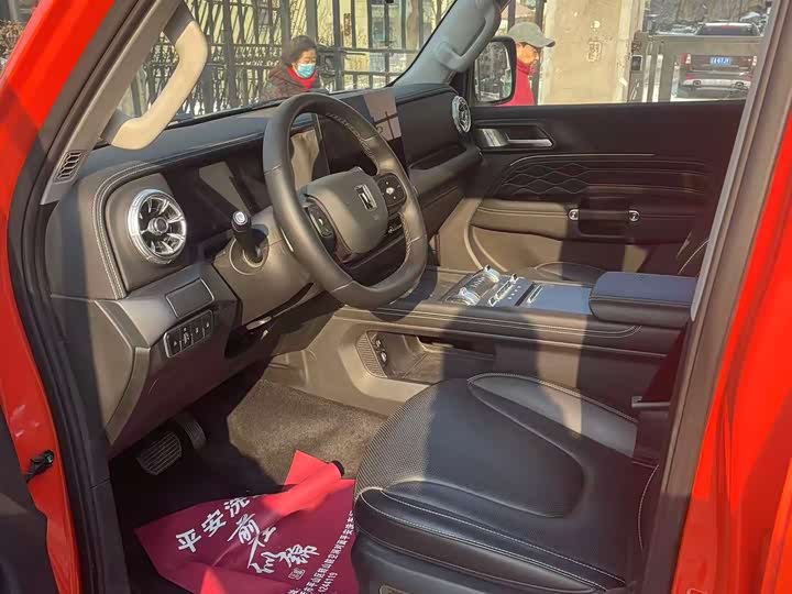 Фото 8 - Tank 300 Hybrid