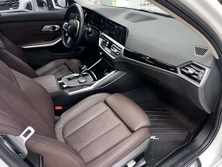 Фото 6 - BMW 3 Series