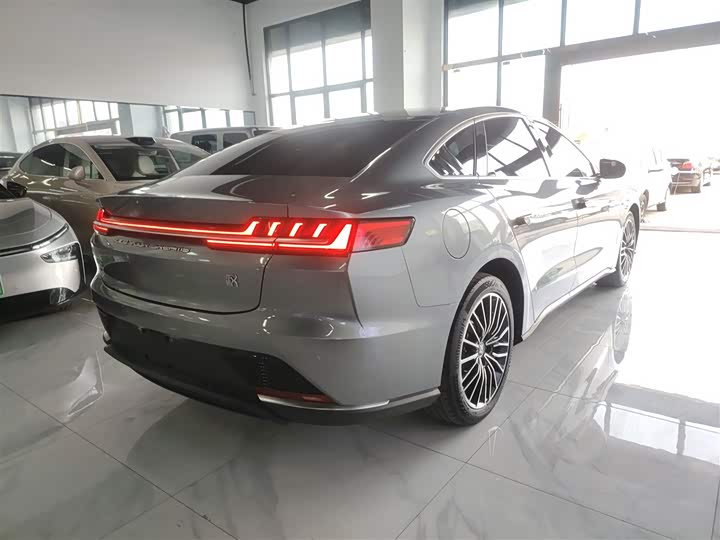 Фото 7 - BYD Han