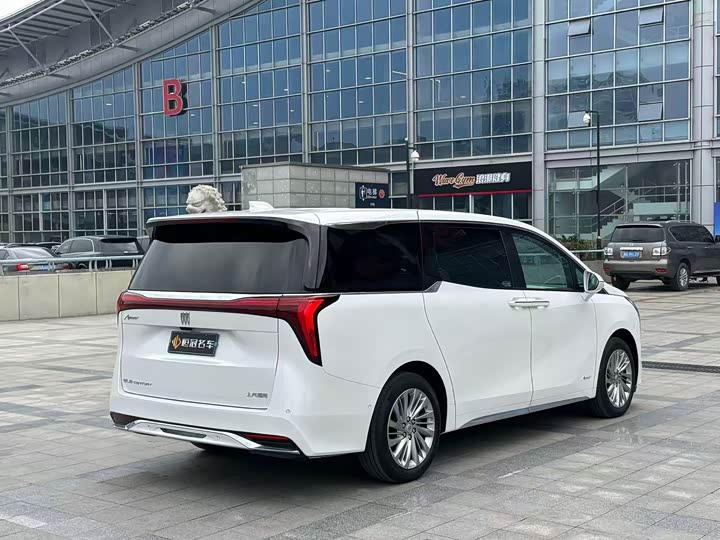 Фото 6 - Buick GL8 Century