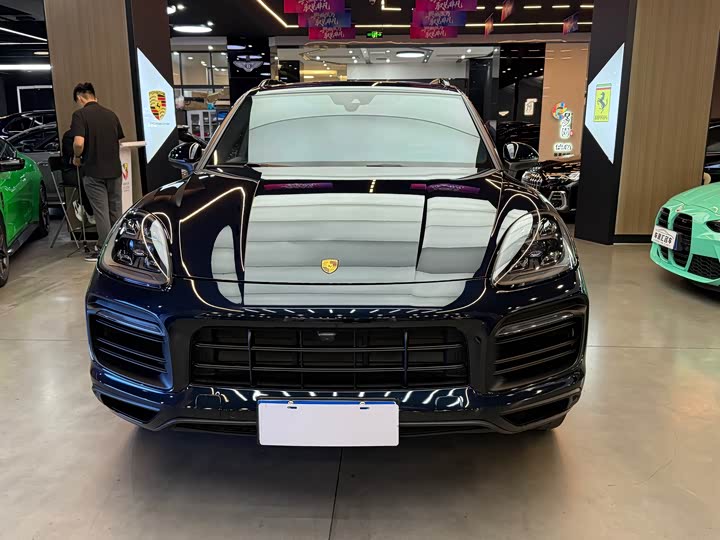 Фото 2 - Porsche Cayenne