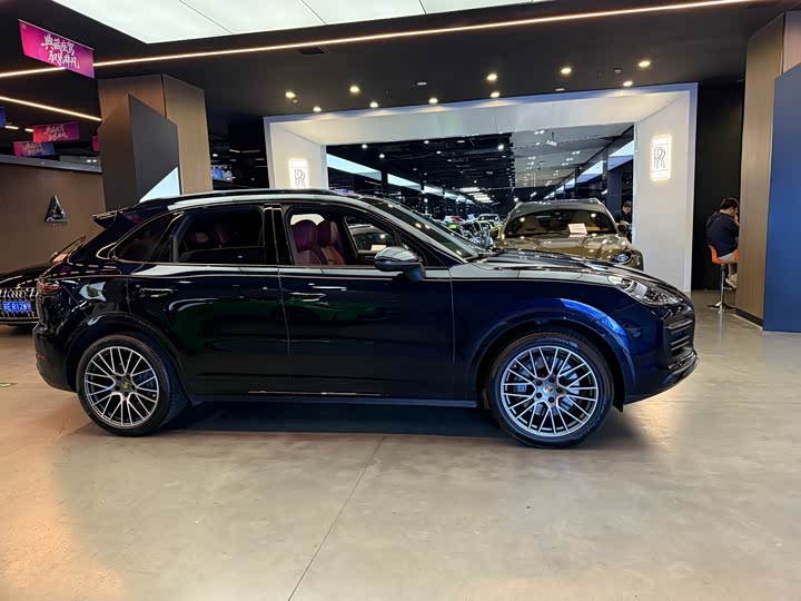 Фото 4 - Porsche Cayenne