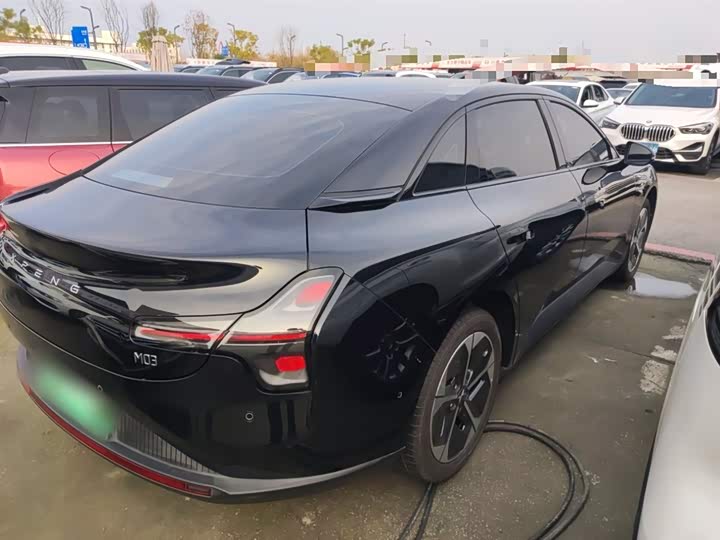 Фото 7 - XPeng Mona M03