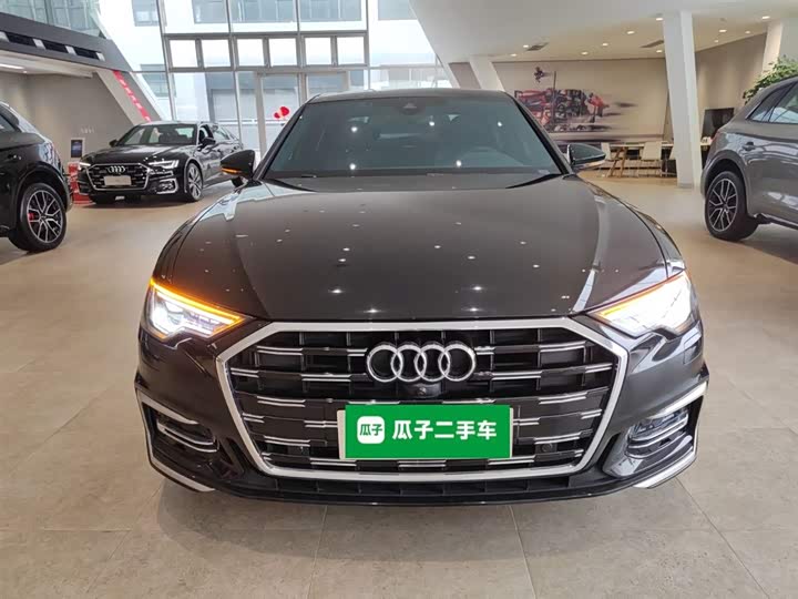 Фото 3 - Audi A6L