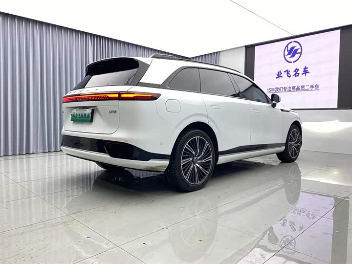 Фото 4 - XPeng G9