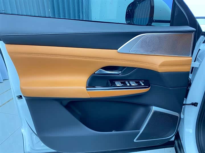 Фото 8 - XPeng G9