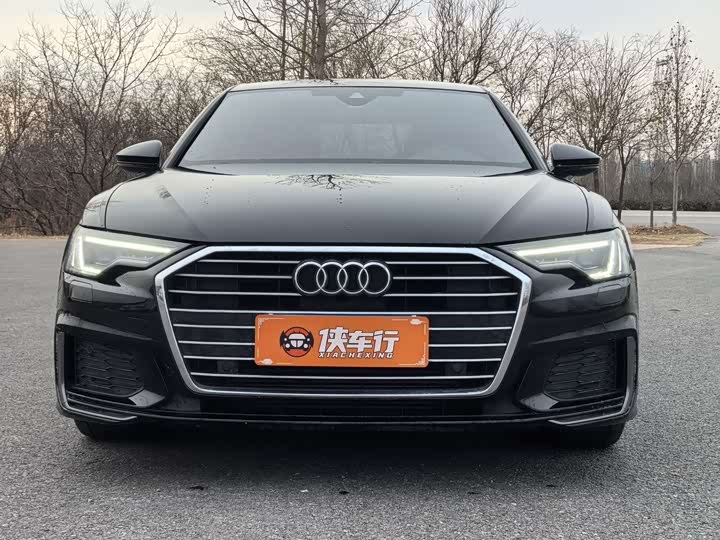 Фото 2 - Audi A6L