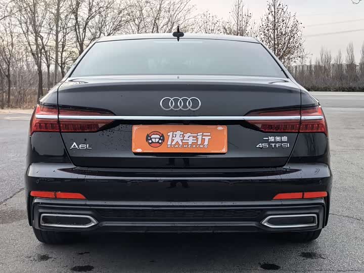 Фото 5 - Audi A6L