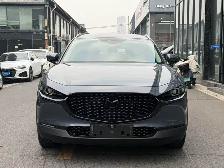 Фото 3 - Mazda CX-30