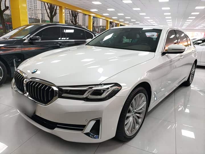 Фото 2 - BMW 5 Series