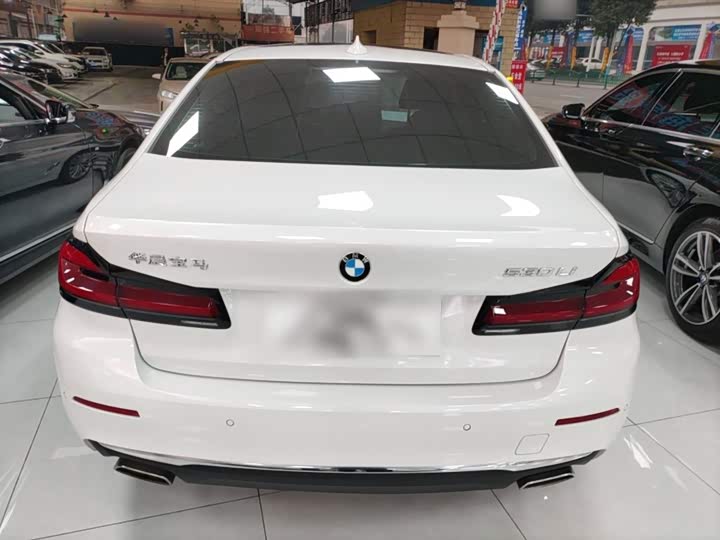 Фото 6 - BMW 5 Series