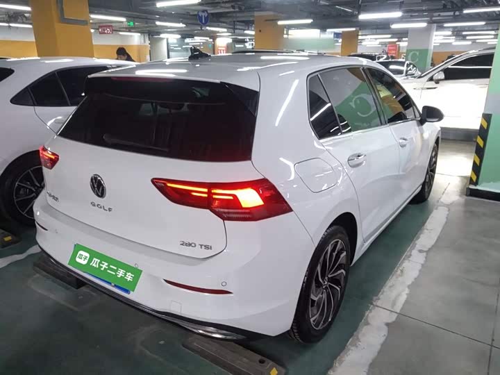 Фото 7 - Volkswagen Golf