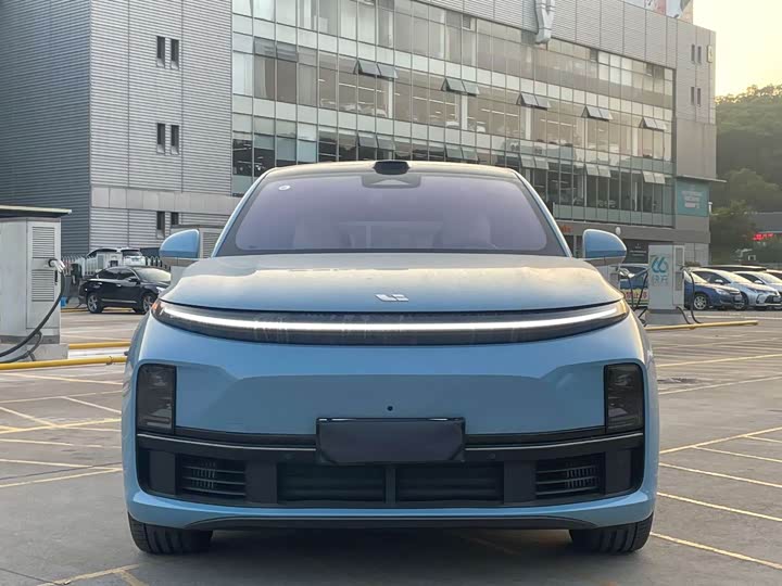 Фото 2 - LiXiang L7