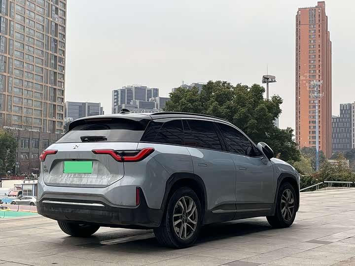 Фото 6 - Nio ES6