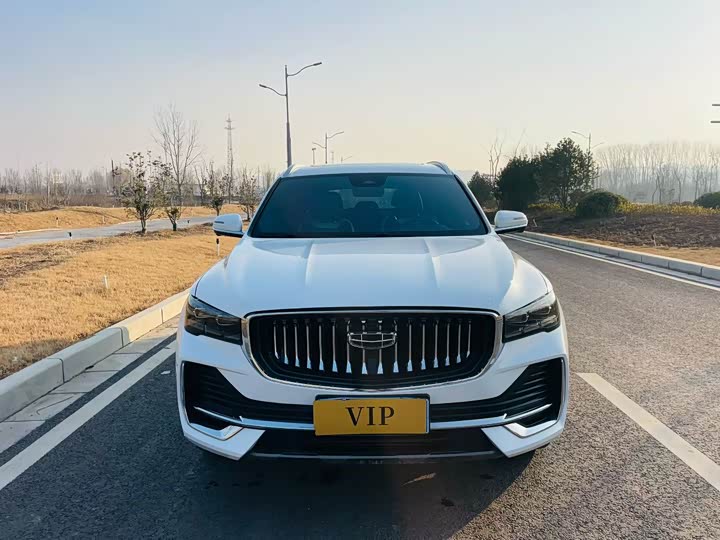 Фото 2 - Geely Monjaro