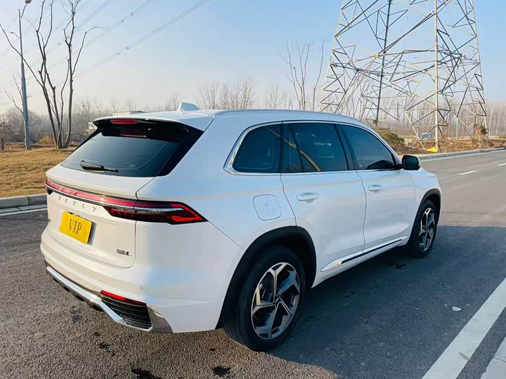 Фото 7 - Geely Monjaro