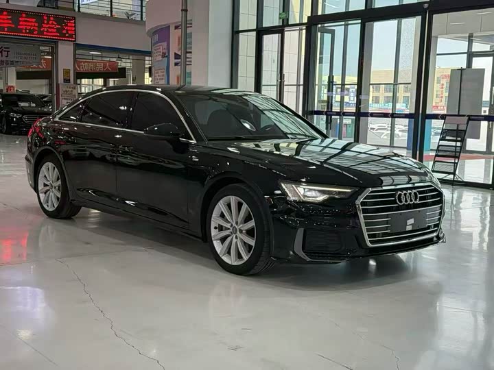 Фото 3 - Audi A6L