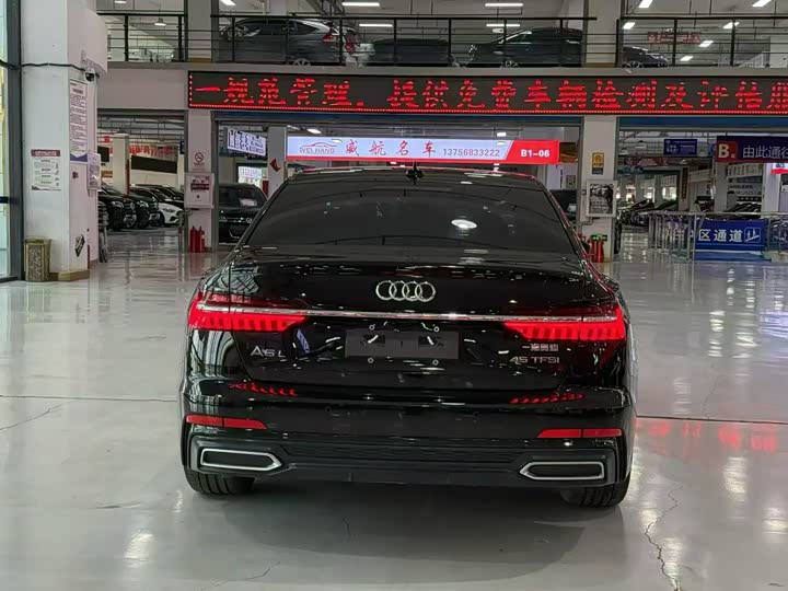 Фото 8 - Audi A6L