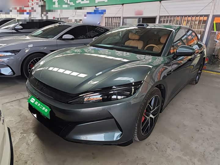 Фото 2 - BYD Han L