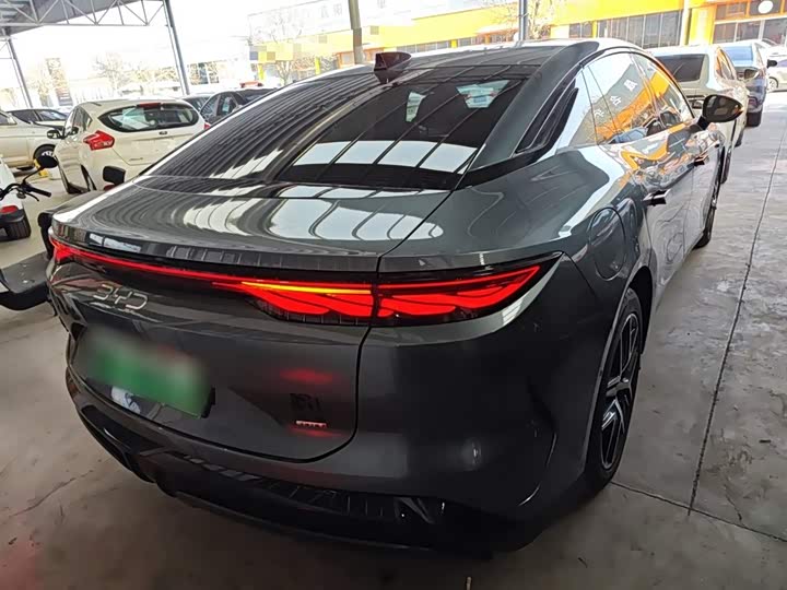 Фото 6 - BYD Han L