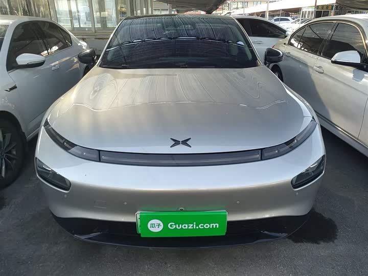 Фото 3 - XPeng P7