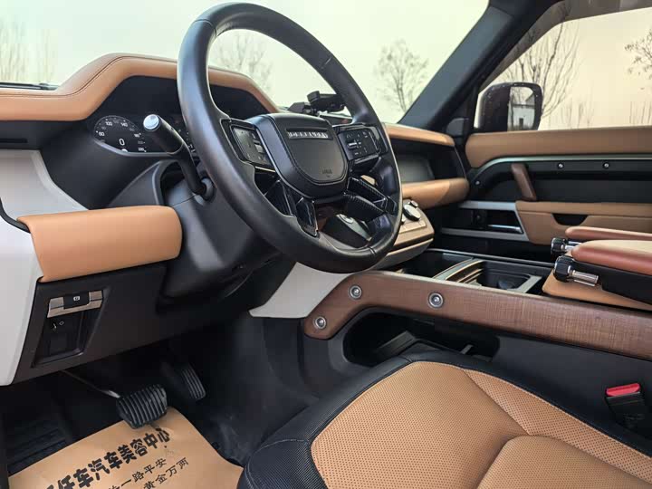 Фото 4 - Land Rover Defender