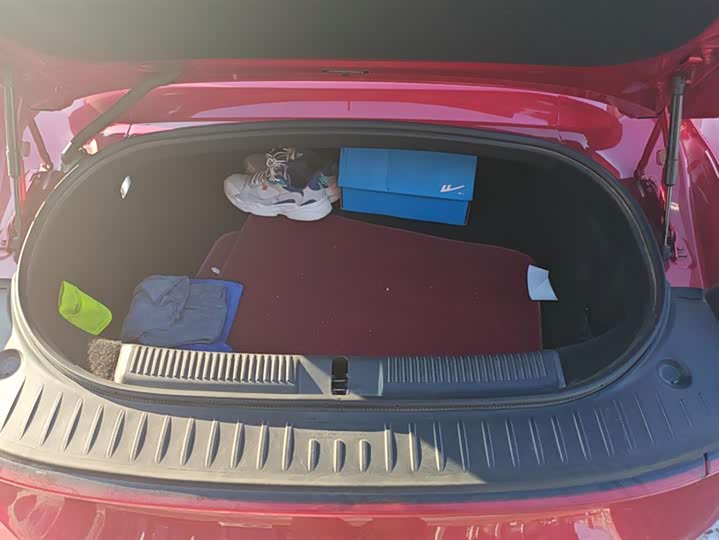 Фото 4 - MG Motor Cyberster