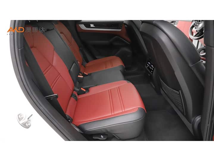 Фото 8 - Porsche Cayenne