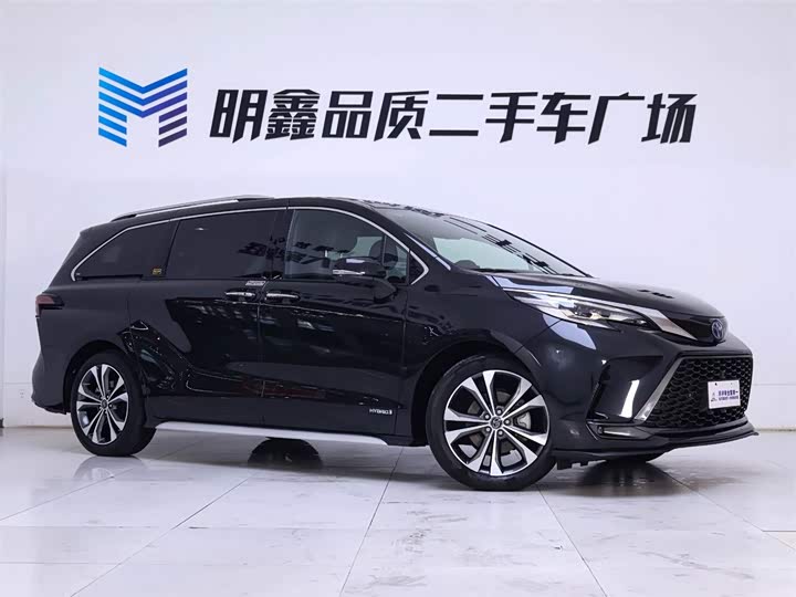 Фото 5 - Toyota Granvia