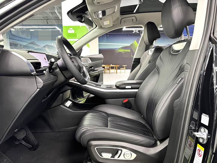 Фото 3 - XPeng G9