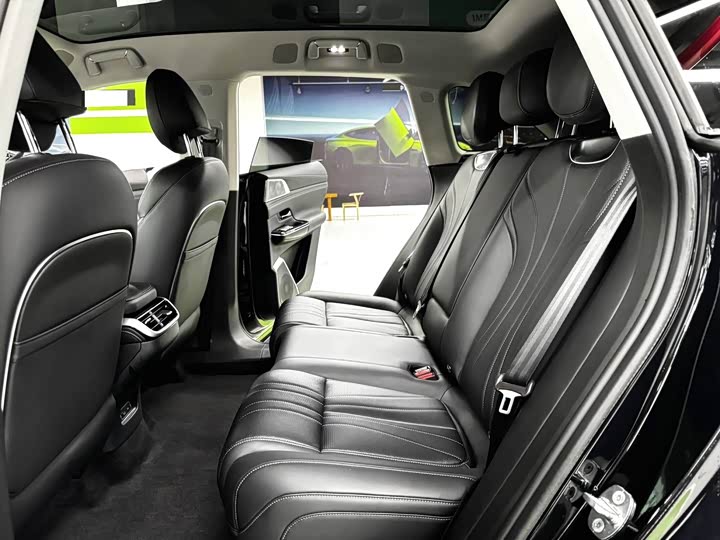 Фото 4 - XPeng G9