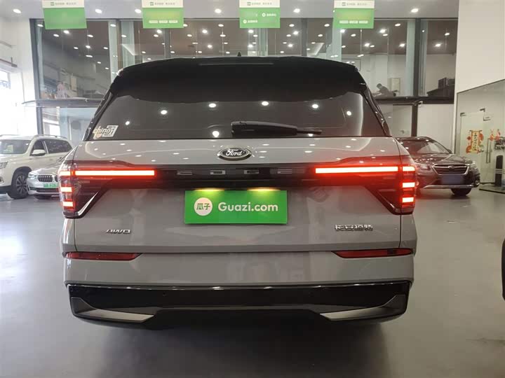 Фото 6 - Ford Edge