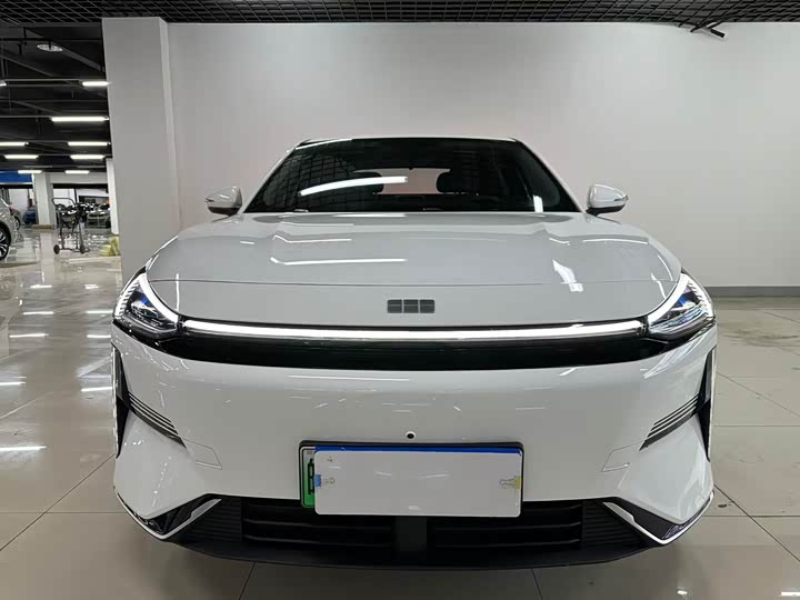 Фото 2 - Geely Galaxy L6