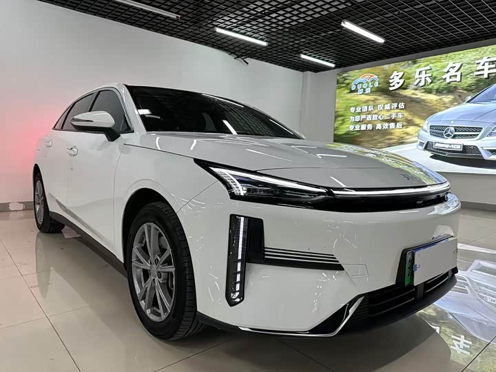 Фото 3 - Geely Galaxy L6