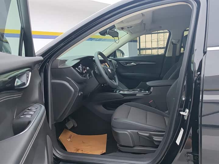 Фото 9 - Buick Envision Plus