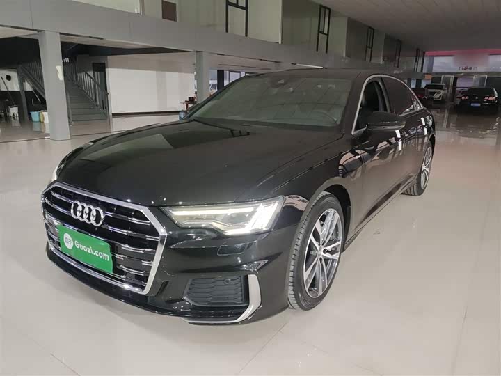 Фото 2 - Audi A6L