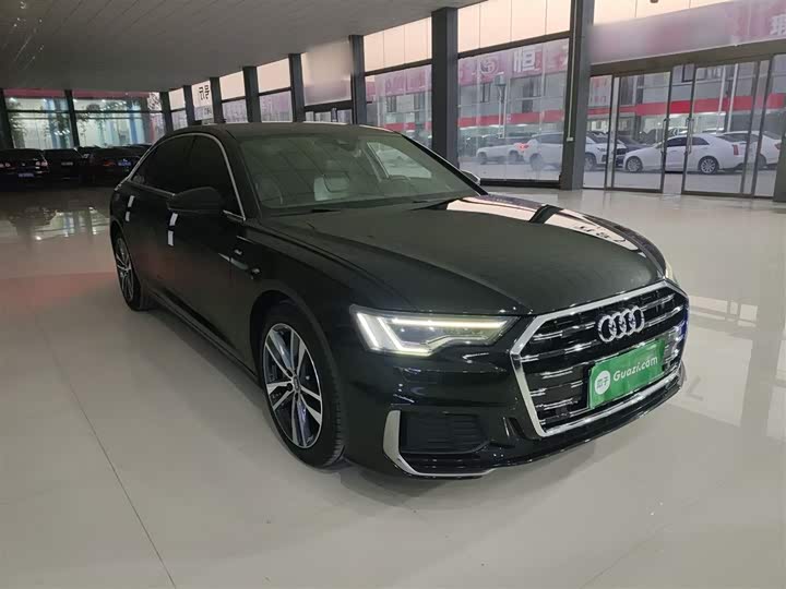 Фото 4 - Audi A6L