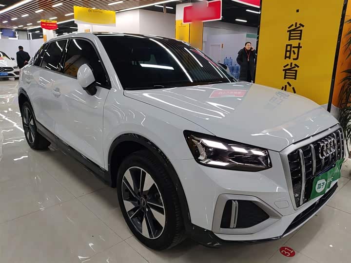 Фото 4 - Audi Q2L