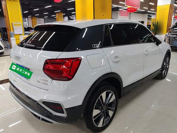 Фото 7 - Audi Q2L