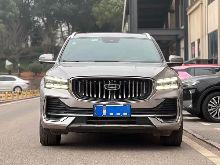 Фото 2 - Geely Monjaro