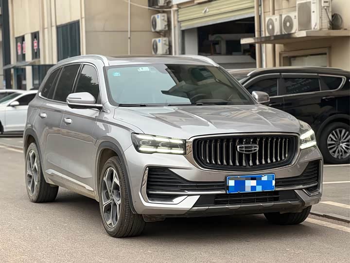 Фото 3 - Geely Monjaro