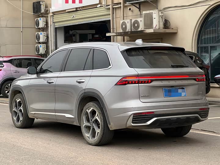 Фото 7 - Geely Monjaro