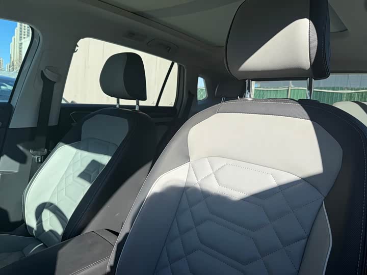 Фото 5 - Volkswagen Tayron