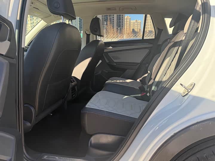 Фото 7 - Volkswagen Tayron